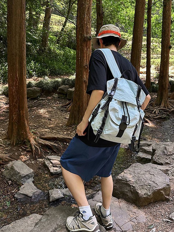 韓国スタイルのワークウェアスタイルの登山バッグ男性と女性のための新しいスポーツトラベルバックパック軽量防水大容量学生バックパック|undefined