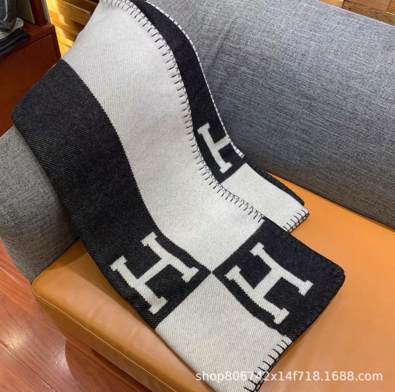H字母小时代同款轻奢重磅羊毛羊绒毛毯毯子披肩沙发毯家居毯客厅|undefined