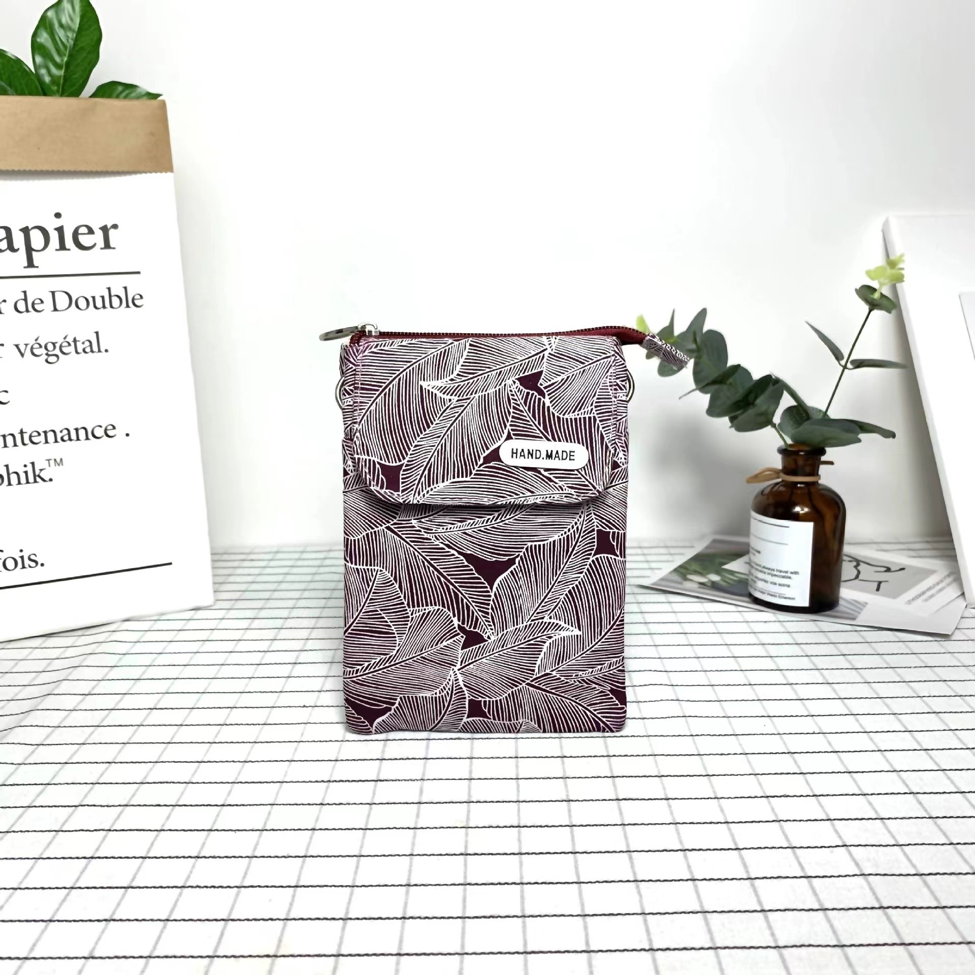 Foreign trade five-layer zipper crossbody mobile phone bag wholesale new large capacity small fresh card bag coin purse