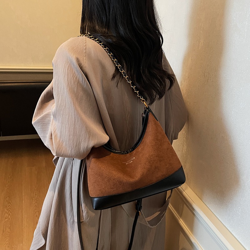 Bolsa de cadena transfronteriza retro esmerizado bolso de braza para mujeres otoño y invierno 2025 nuevo estilo versátil bolso de hombro de viaje