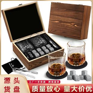 �羳���R�d��ʿ�ɾƱ��͹Ű��bľ�в���������ʯ�p�����b��ɫľ��