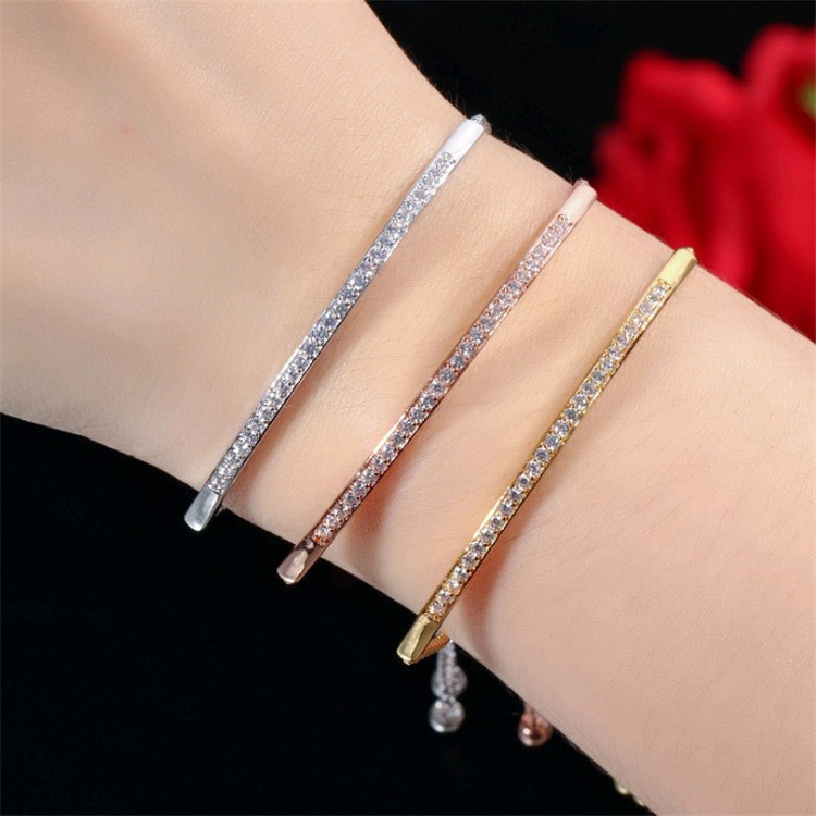 Fashion Geometric Alloy Copper Inlay Artificial Gemstones Women's Bracelets display picture 1