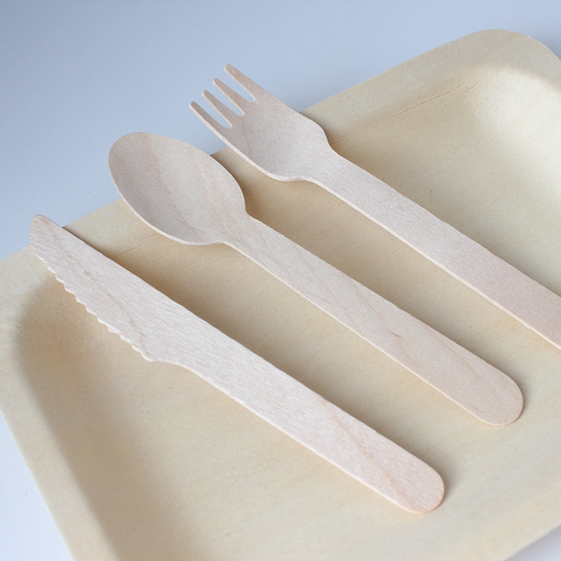 Cuchillo desechable de madera, tenedor y cuchara de tres piezas de madera protección del medio ambiente vajilla traje para llevar filete cuchillo de madera postre tenedor de madera y cuchara