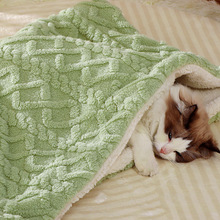 狗狗猫咪爱卡通满印毛毯保暖舒适加绒加厚可盖可垫狗狗被子毛毯垫