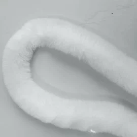 其他皮革;帽条;毛球