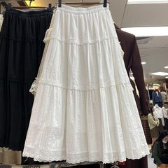 ケーキレイヤー刺繍レーススプライシングスカート女性の夏の新しいフレンチニッチAラインホワイトロングスカート