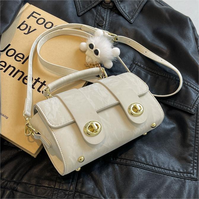 Bolso popular de este año para mujeres 2024 primavera y verano nuevo estilo de alta sensación bolso portátil cuadrado de moda universal bolso de hombro coreano