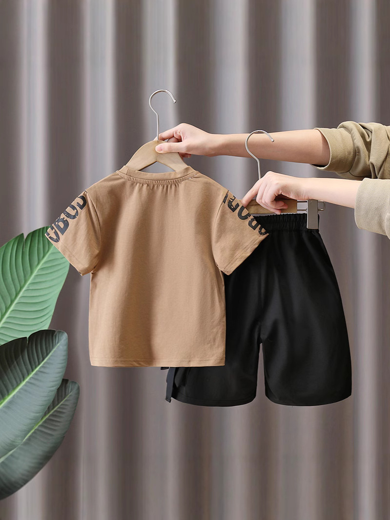 7225 Traje de manga corta para niños Camiseta de moda para niños estilo occidental Estilo de verano Red de Internet Ropa de calle frita 2025 Nuevo estilo