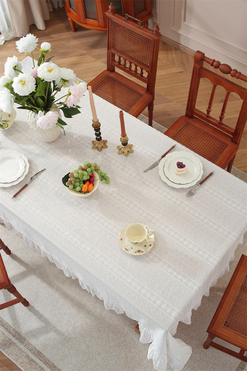White Embroidered Floral Cotton Tea Tablecloth With Ruffle Hem_voghion.com