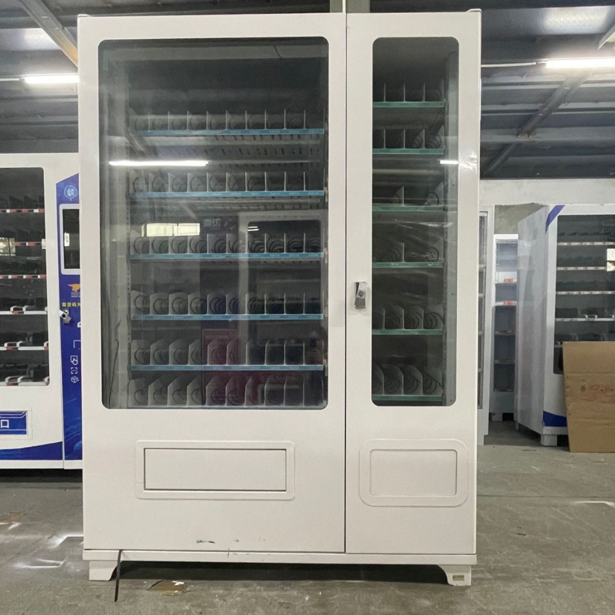 二手自助售货机24小时无人售货扫码取货柜零食自动售货机双层弹簧