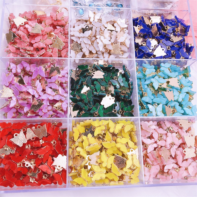 A Pack Of 30 Alloy Acrylic Colorful Butterfly Pendant DIY Jewelry Accessories Earrings Necklace display picture 6