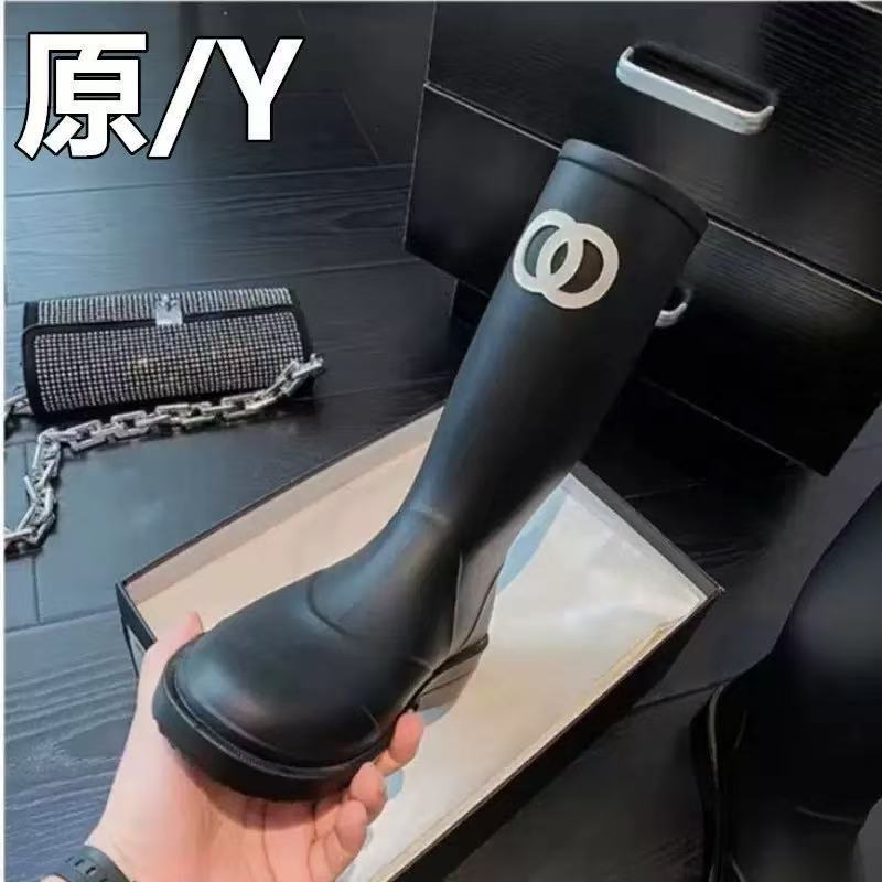 2025 New Style Small Fragrant Boots for Women, New Autumn and Winter Thick-Soled High-Top Waterproof Anti-Slip Rain Boots, Round-Toe Knight Boots