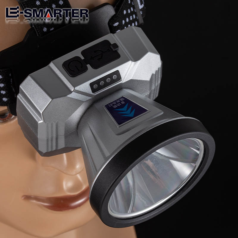 Transfronteriza luz fuerte 45 ° ajustable multifuncional pantalla eléctrica carga luz de cabeza de camping tres tazas de luz de condensación iluminación