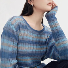 「Gier」は色のストライプのニットの女性2025の新型の春のデザイン感の小さい大衆の丸首にぶつかってやせている上着を現します。