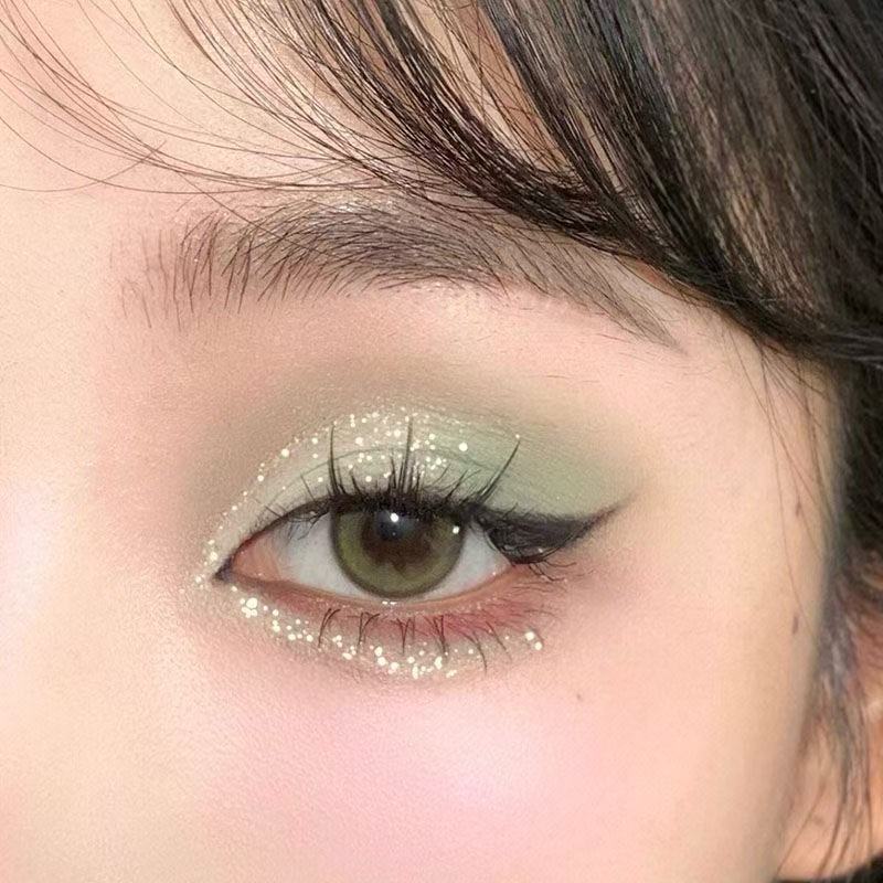 Gaseta de sombras de ojos de cuatro colores de tul verde agua Capel, una paleta de sombras de ojos cosméticos perlado mate multiusos de bajo brillo saturado