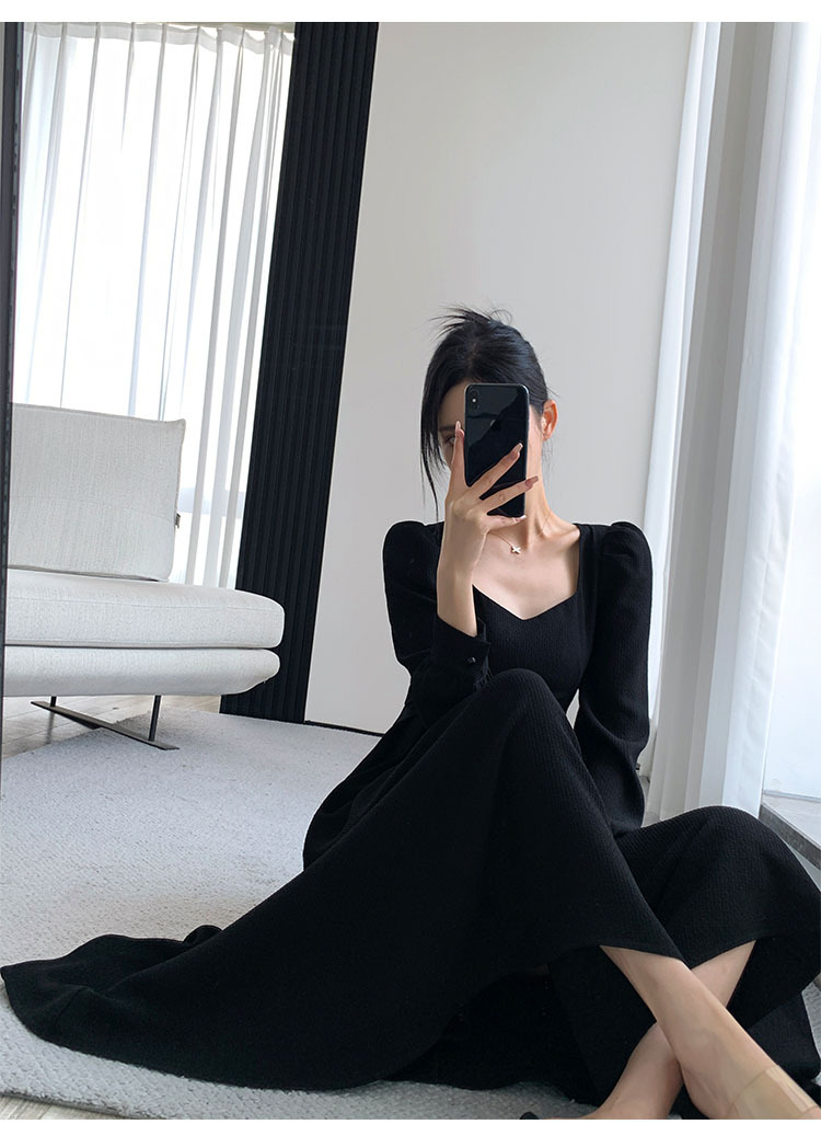 高级感黑色连衣裙女秋装新款长袖法式复古赫本风方领小黑裙详情16