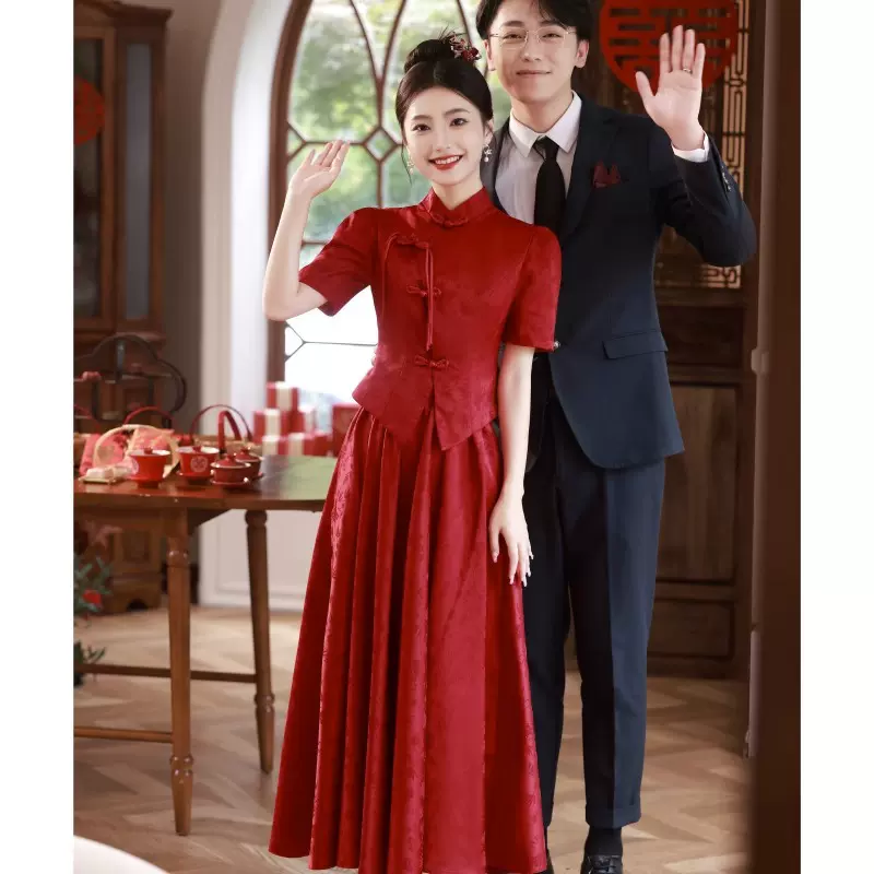 中式敬酒服2025新款新娘回门服红色裙子订婚礼服女旗袍秀禾服嫁衣