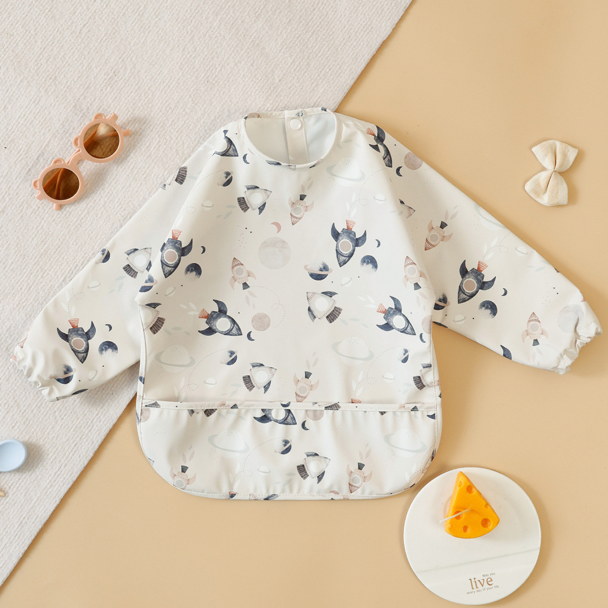 Danés PU impermeable de manga larga para niños mono anti-fouling buena limpieza bebé comiendo babero bebé babero anti-sucio alimentación