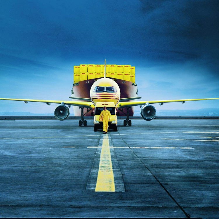 深圳到英国专线物流 蓝帆国际普货敏感货整柜发货