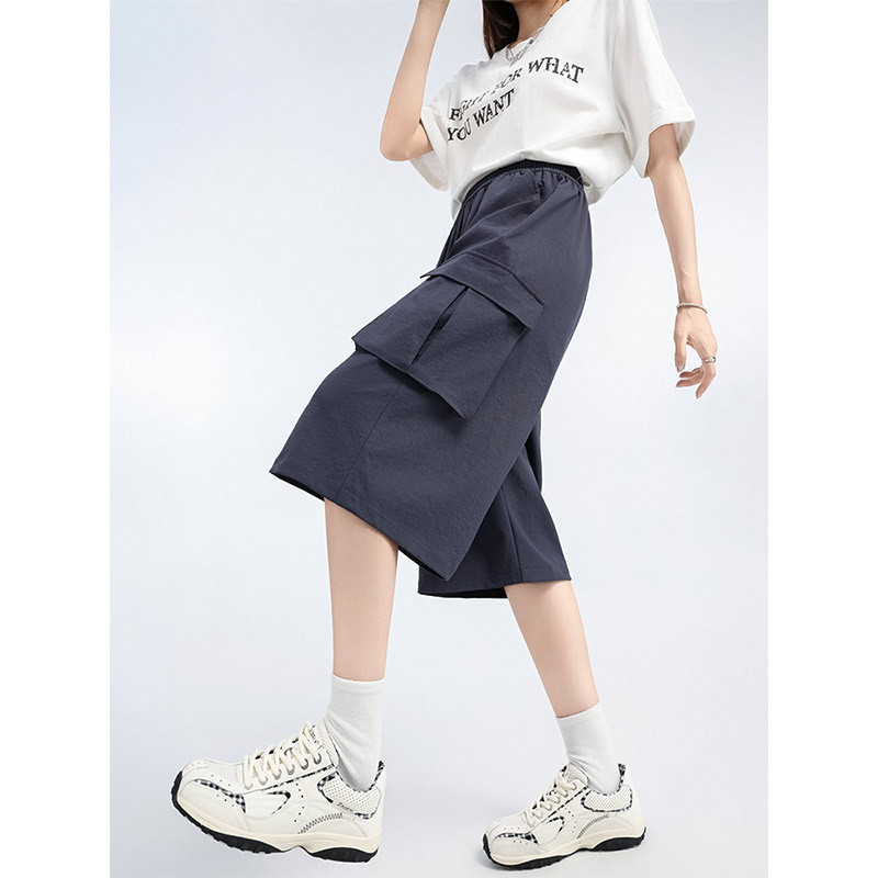 Charcoal Gray American-Style Work Shorts for Women, Summer Thin High-Waisted Slimming Five-Point Pants for Petite Figures, Multi-Pocket Wide-Leg Mid-Length Shorts Charcoal Gray American-Style Work Shorts for Women, Summer Thin High-Waisted Slimming Five-Point Pants for Petite Figures, Multi-Pocket Wide-Leg Mid-Length Shorts