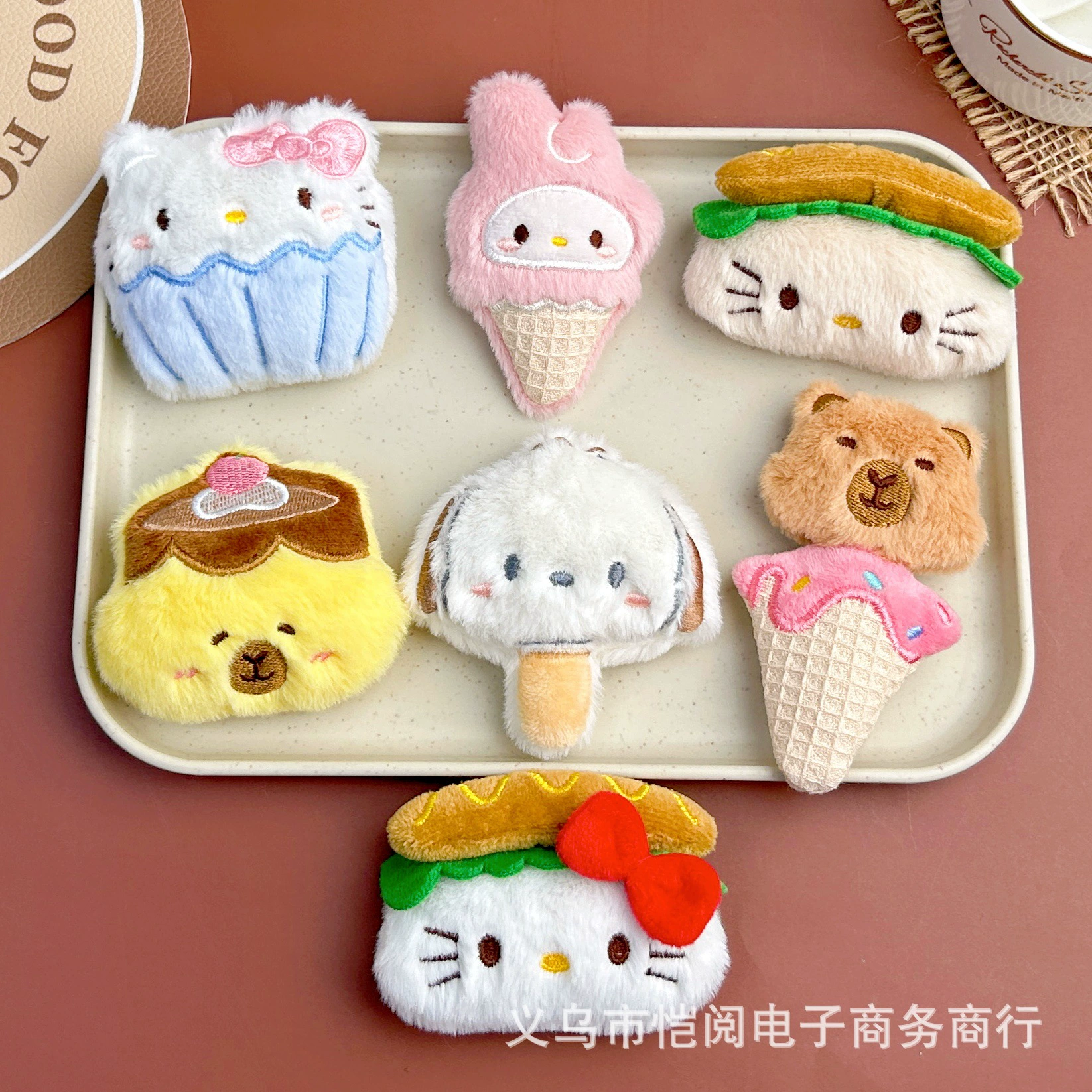 Новый кекс Kt Pacha скрипит кулон Kt Sanrio Capi мороженое брошь diy обувь шапка