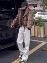 韩版复古格纹立领短款白鸭绒羽绒服女冬新款小个子宽松面包服外套