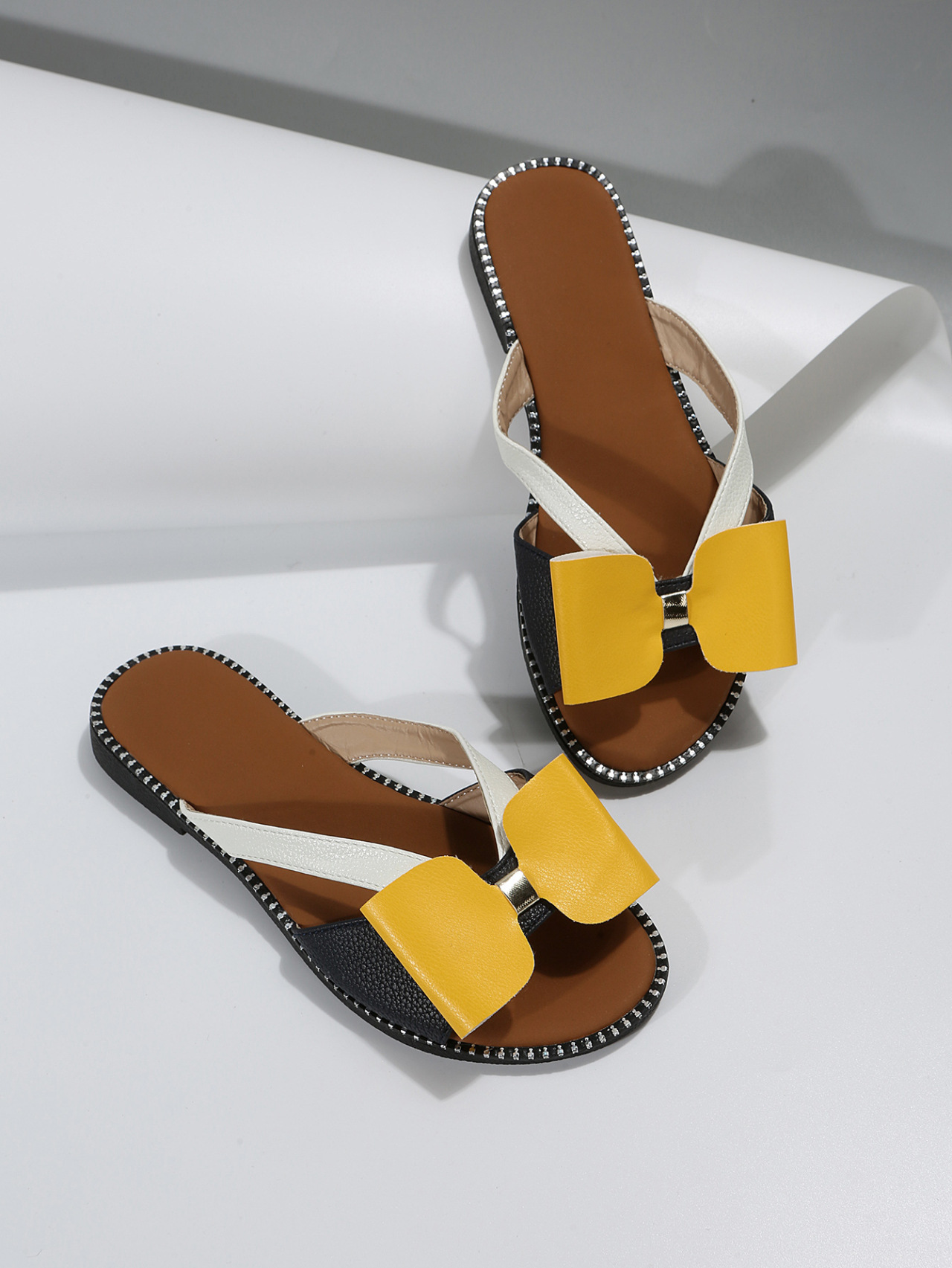 Women's Colour Block Suede Pu Sandals Flat Bow Summer Beach Shoes_voghion.com