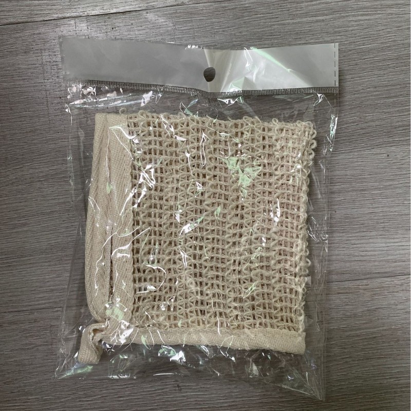 メーカーは新しいラミー麻の泡立てネットの手作り石鹸袋を提供しています。|undefined