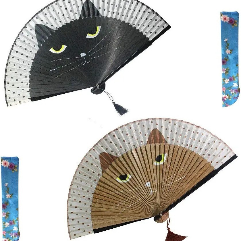 En stock creativo estilo japonés artesanía ventilador pintura mango aerosol pintura gato ventilador dibujos animados Totoro ventilador ventas de la fábrica
