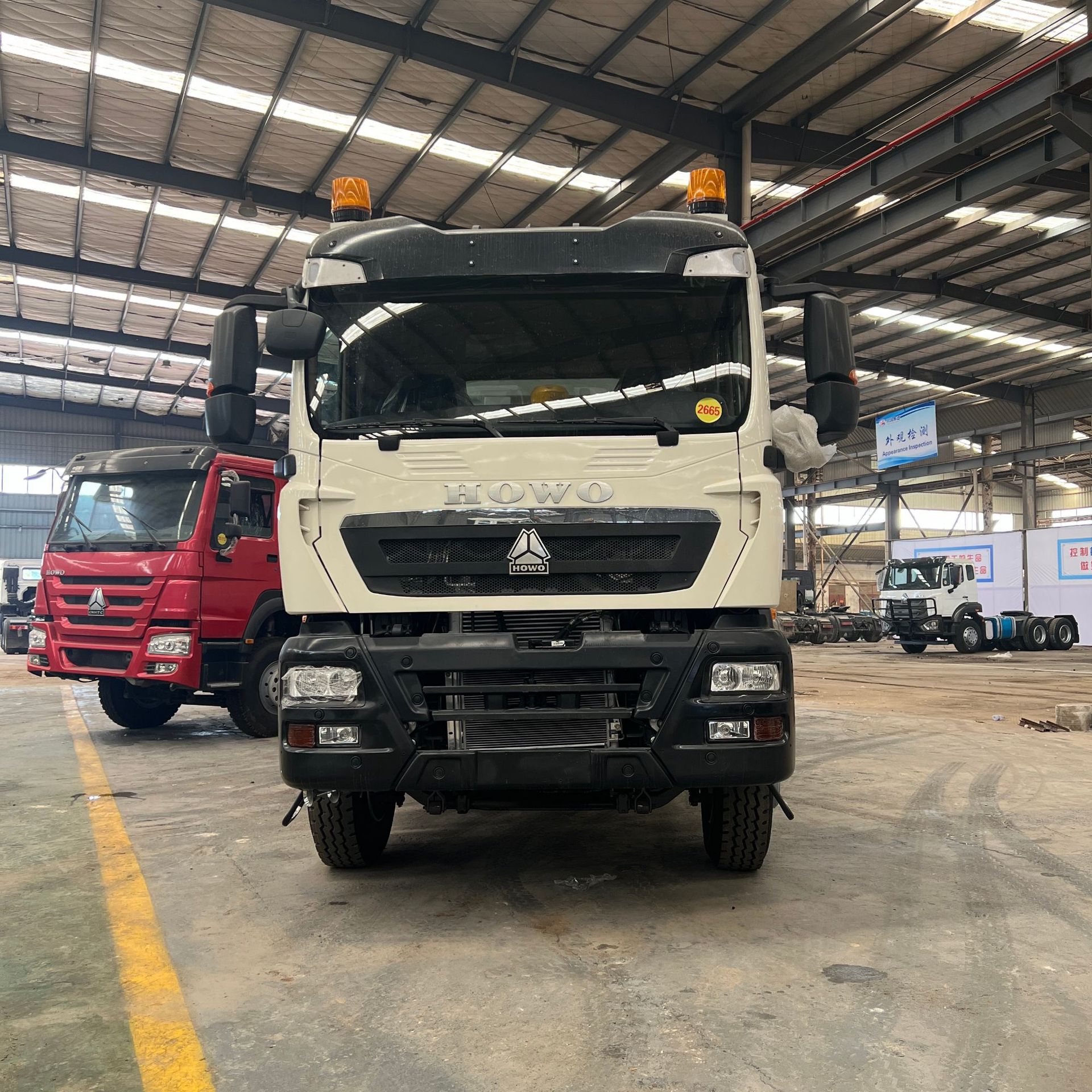 Exported to Africa and Central Asia, Howo Refurbished Eight-Wheel Engineering Dump Truck, Earthmoving Truck, Transport Dump Truck