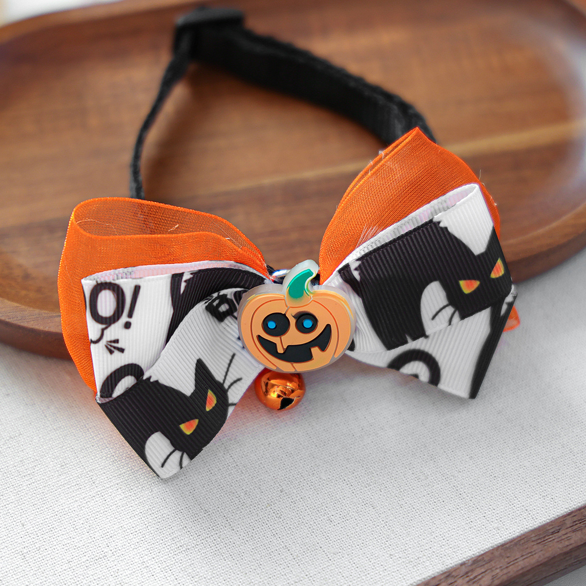 1pc 할로윈 빛나는 호박 머리 활 칼라
