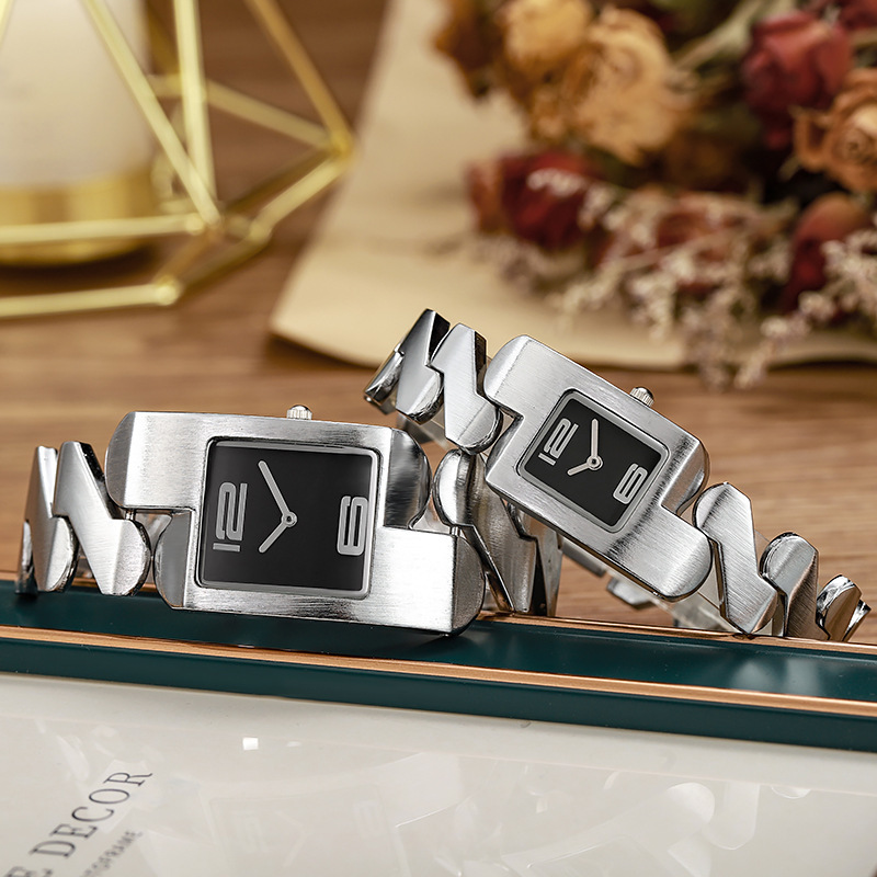 Reloj transfronterizo retro cuadrado pareja reloj de pulsera de cuarzo temperamento ligero lujo moda oro clásico reloj medieval