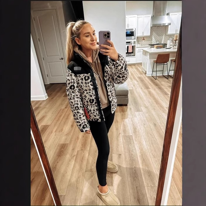 Chaqueta de plumón con estampado de leopardo para comercio exterior europeo y americano, abrigo grueso hecho a medida para parejas, chaqueta corta de estilo coreano con plumón de pato blanco.