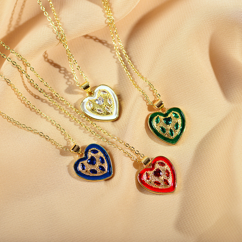 Retro Heart Shape Copper Enamel Rhinestones Necklace