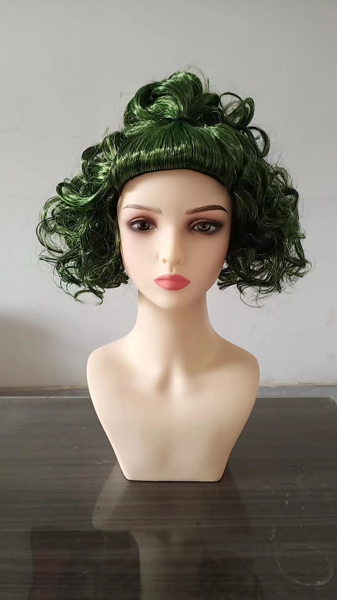 남자의 녹색 광대