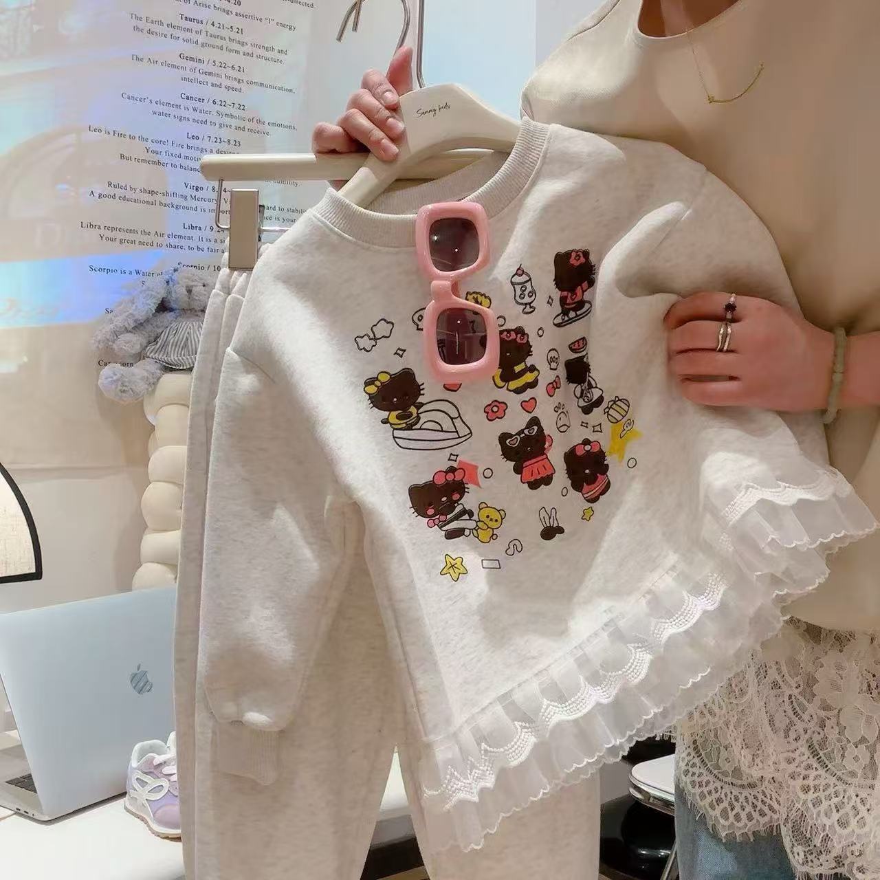 [Family] Women's Bag Set Girls' Huamian Cartoon Sweatshirt Set Korean Style Printed Sweatshirt and Sweatpants Two-Piece Set