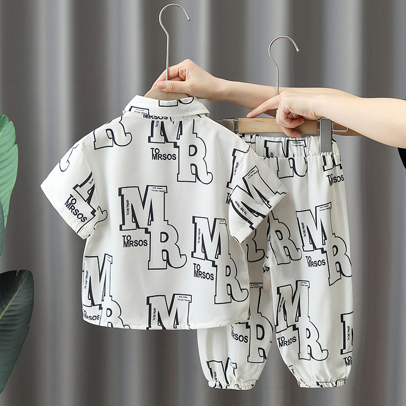 5305 Traje de verano para niños 2024 Camisa de manga corta para niños guapos de nuevo estilo Traje de dos piezas rojo para bebés de moda