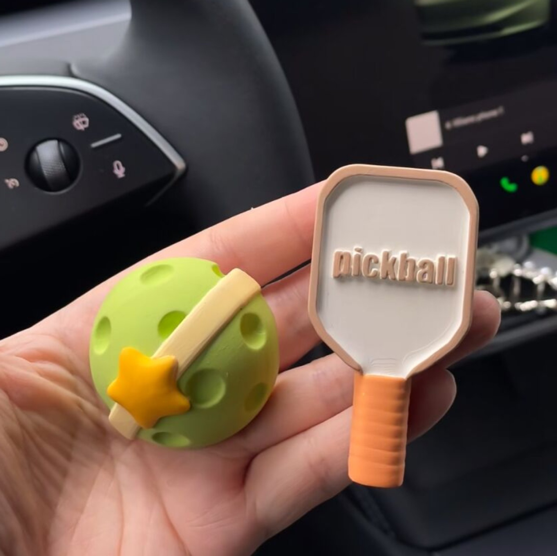 New creative car air freshener pickleball pendant car air vent decoration for girls, new car accessory