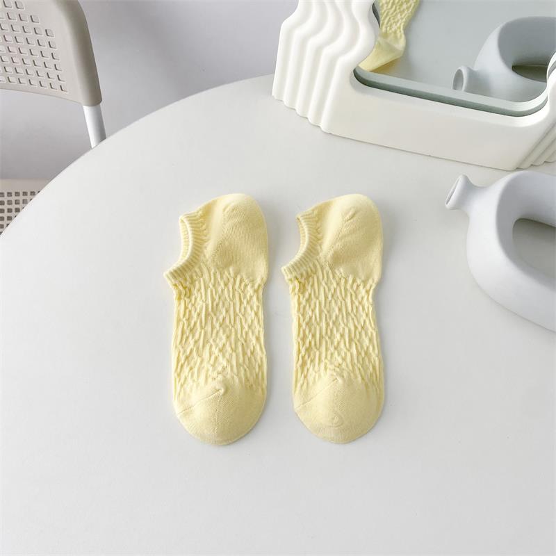 Color crema boca baja calcetines de tobillo invisibles calcetines de algodón de color sólido de las mujeres calcetines de caramelo de malla ins moda verano calcetines transpirables