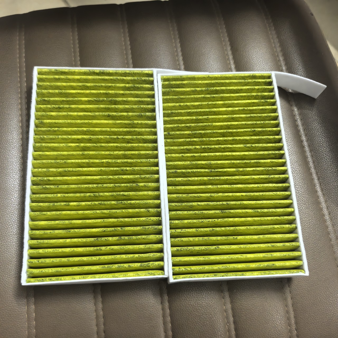 1107681-00-A Is Suitable for Tesla Model 3 Air Conditioning Filter Tesla Air Conditioning Filter Filter