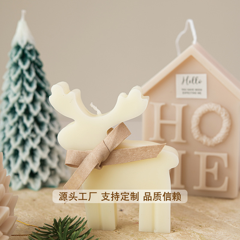 Ventas al por mayor calientes de renos pinos en forma de frasa de incienso adornos decorativos acompañantes regalo conjunto de caja de regalo de alto nivel