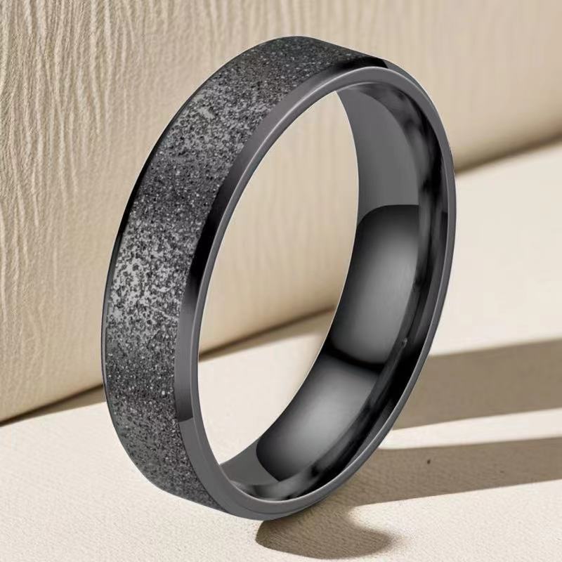 Anillo de acero de titanio de acero inoxidable nicho al por mayor femenino de alto grado de lujo ligero todo-Match Girl anillo femenino ins estilo anillo liso
