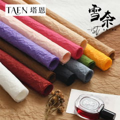 厚い易塑性雪奈紙蓬蓬蓬しわ手揉紙花包装紙手作り石紋紙花屋包花紙