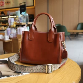 女士单肩包;女士手提包;女士斜挎包