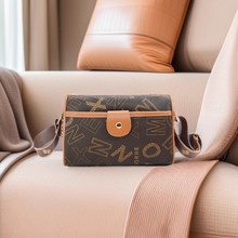 高级感包包2024秋新品女士斜挎包中年女时尚单肩包女包handbags