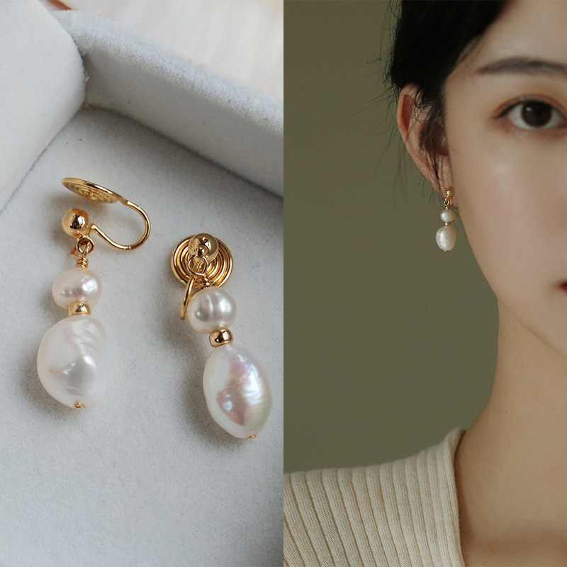 Fashion Geometric Pearl Earrings 1 Pair display picture 1