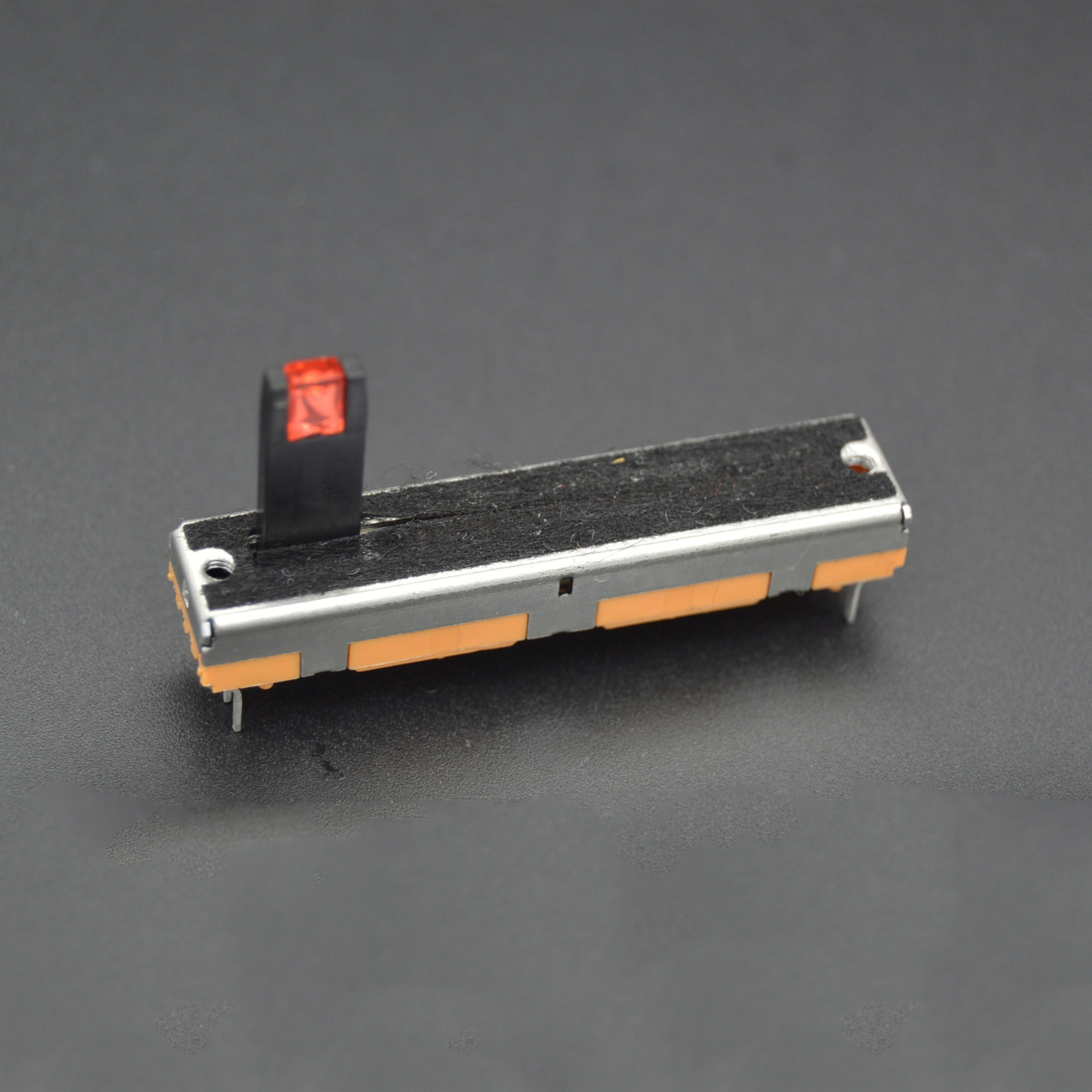 SA30单联直滑电位器  推柄可带LED 调节音调电位器