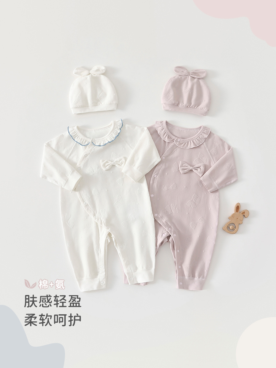 Baby overcoat cómodo sin hueso un tipo de ropa de primavera y otoño recién nacido ropa dulce Anyang ropa infantil ropa de escalada