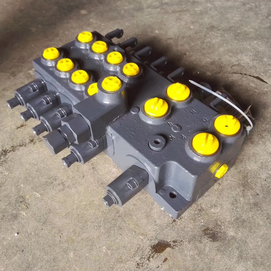 现货供应汽车吊 随车吊全车配件 减速机 油缸 回转支承 卷扬机等