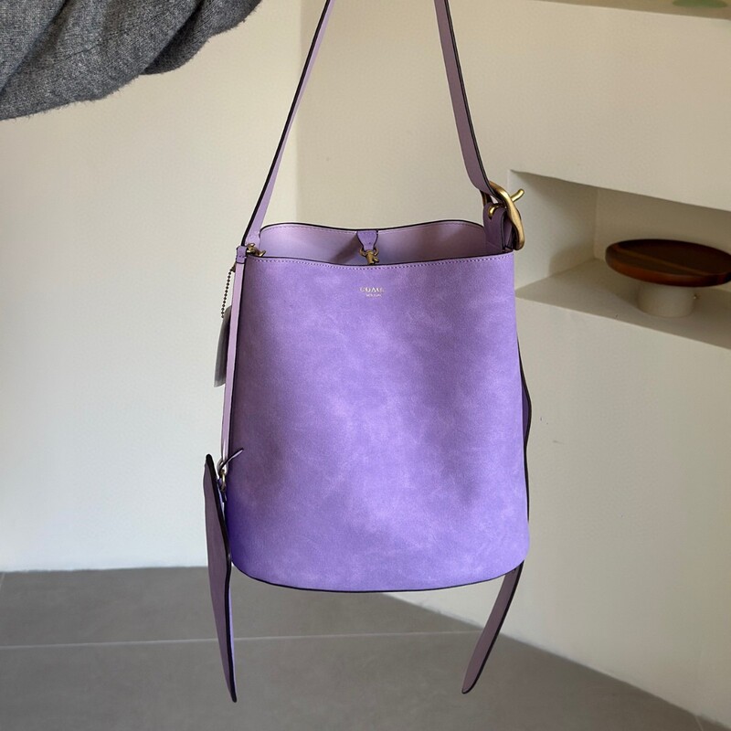 Koujia High-End Bleecher Bucket Bag Women's Bag 25 New Autumn and Winter Popular Single Shoulder Crossbody Bag Retro Fashion
